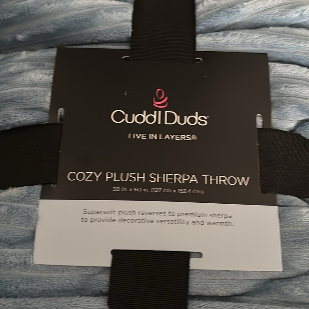 Cuddl Duds Plush Sherpa Throw - Picture 2 of 5